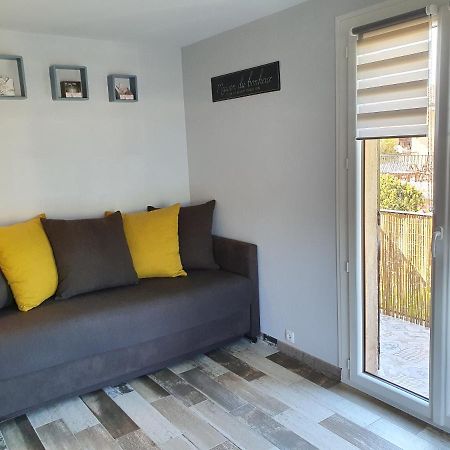 Studio Acces Direct A La Plage La Londe-les-Maures Eksteriør billede
